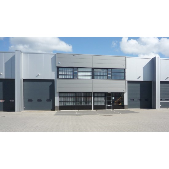 Te koop bedrijfspand Heliumstraat 270 met inrichting. Te koop bedrijfspand Heliumstraat 270 met inrichting.