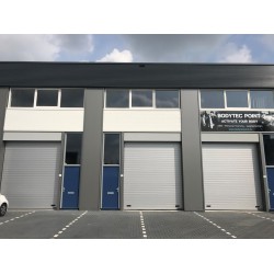 Bedrijfspand Briljantstraat  met inrichting. Bedrijfspand Briljantstraat  met inrichting.